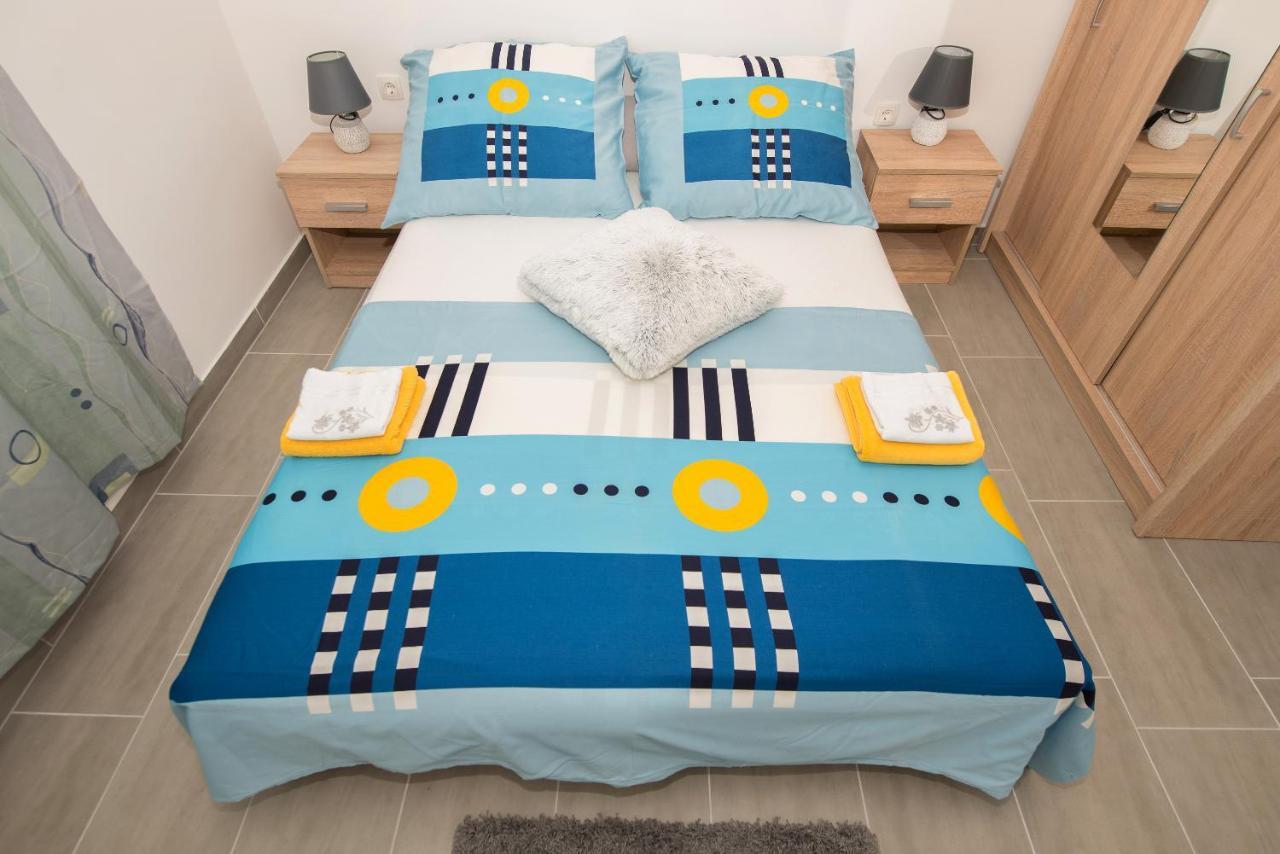 Apartments Calla มาคาร์สกา ภายนอก รูปภาพ