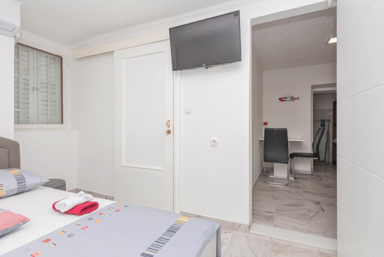 Apartments Calla มาคาร์สกา ภายนอก รูปภาพ